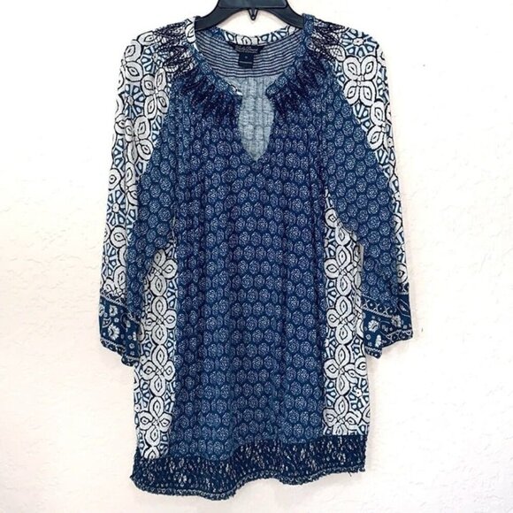 Lucky Brand Top Womens Plus 1X Blue Embroidered V-Neck 3/4 Sleeve Artsy Boho - Picture 1 of 9